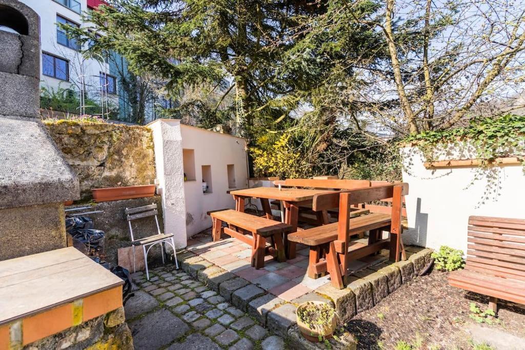 Apartman Vishegrad Apartment Karlovy Vary Ngoại thất bức ảnh